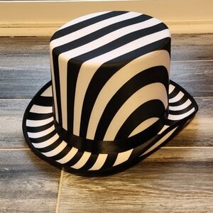 Black and White Top Hat